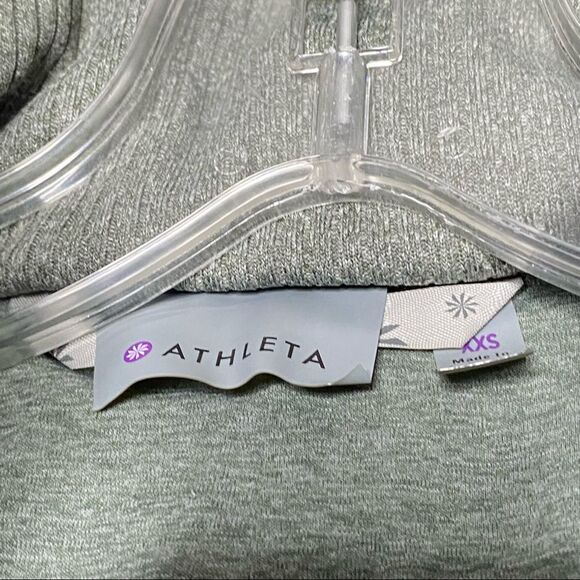 Athleta Puffy Vest XXS EUC - Picture 4 of 7